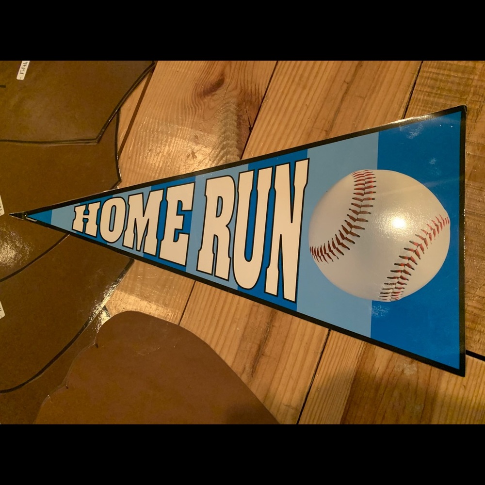 HomeRun and Baseball Mits Bulletin Board Cut outs! - Picture 6 of 6